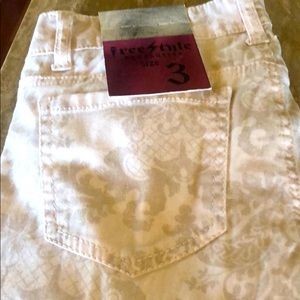 Free Style Revolution jeans